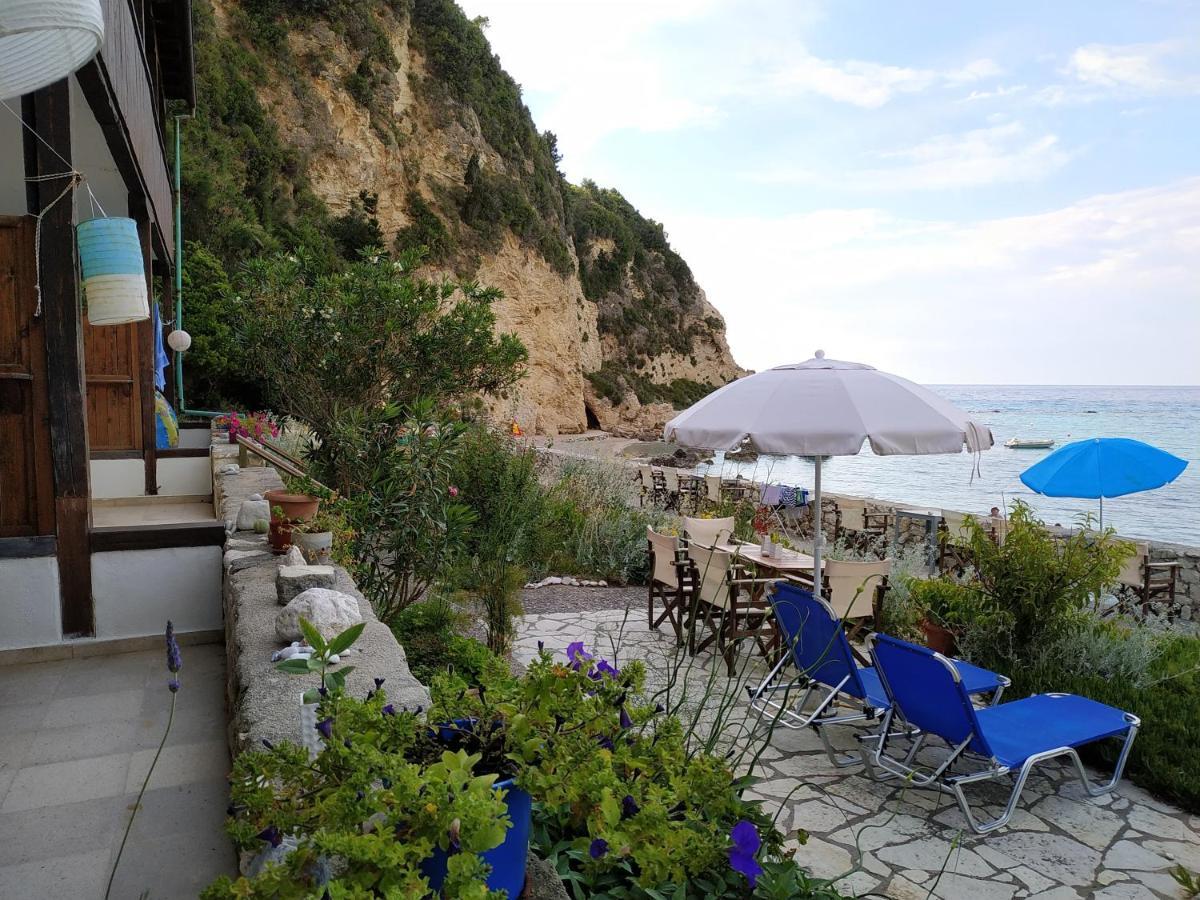 Fetsis Apartments Ayios Nikitas Bagian luar foto