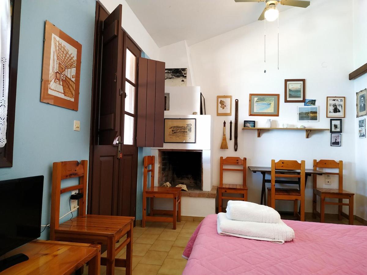 Fetsis Apartments Ayios Nikitas Bagian luar foto