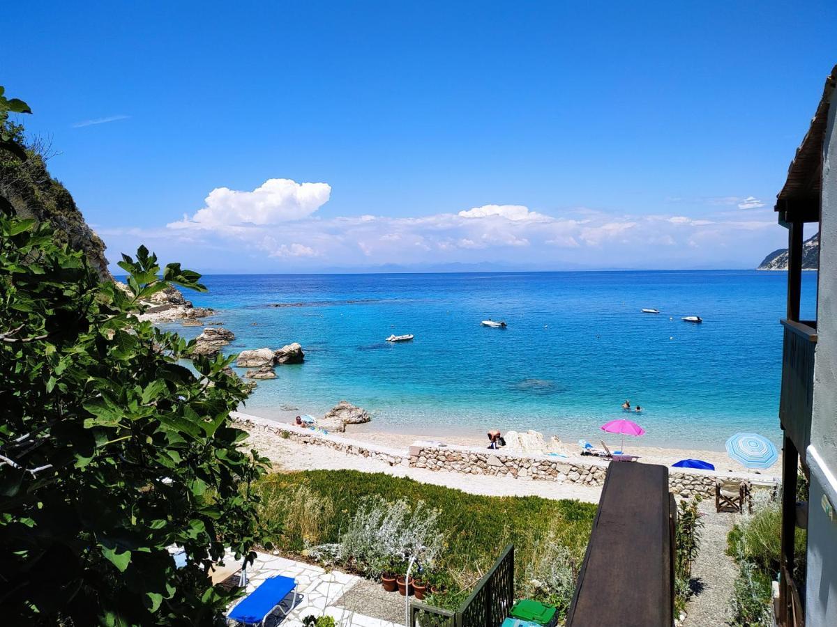 Fetsis Apartments Ayios Nikitas Bagian luar foto